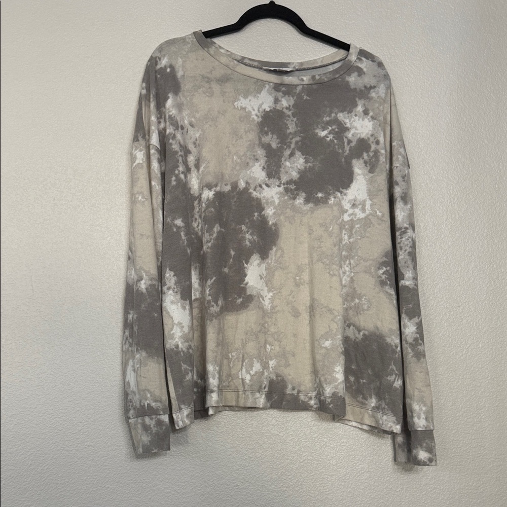 Time and Tru Women's Gray and Cream Tie-Dye Sweatshirt